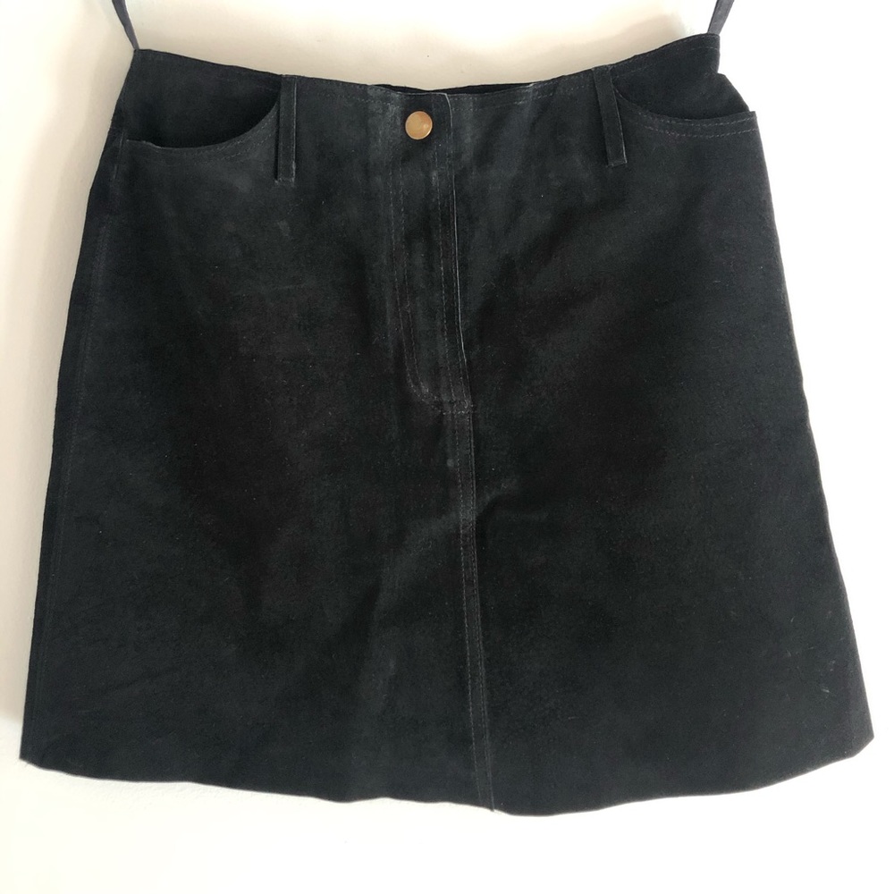 Hugo Buscati Vintage 90’s Y2K Black Suede Mini Skirt